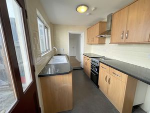 Colne Road- click for photo gallery